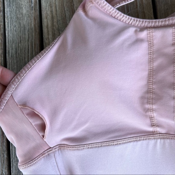Fabletics Mila Sports Bra Pink XXS NWT Medium Impact Pocket - Picture 8 of 10